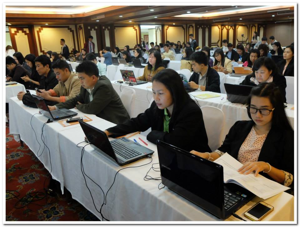ภาพบรรยากาศการอบรมครูเคมีและฟิสิกส์ใช้งาน Yenka Simulation ครั้งที่ 37