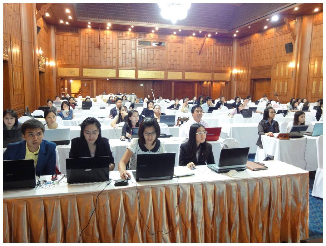 ภาพบรรยากาศการอบรมครูเคมีและฟิสิกส์ใช้งาน Yenka Simulation ครั้งที่ 10