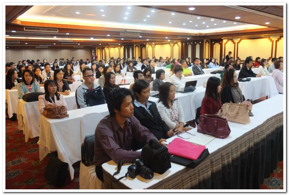 ภาพบรรยากาศการอบรมครูเคมีและฟิสิกส์ใช้งาน Yenka Simulation ครั้งที่ 62
