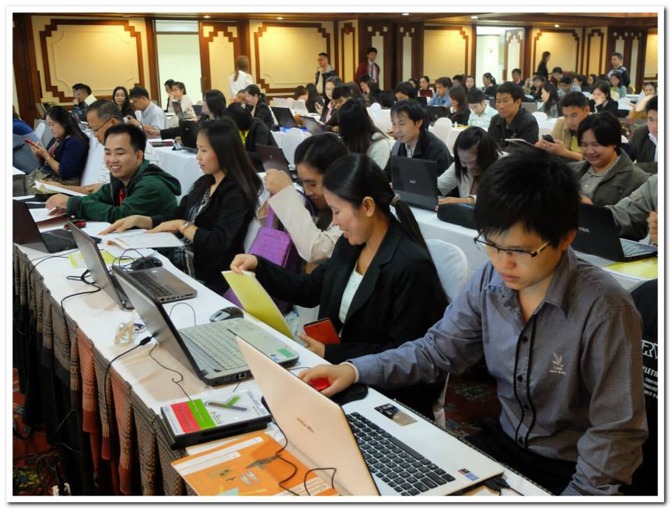 ภาพบรรยากาศการอบรมครูเคมีและฟิสิกส์ใช้งาน Yenka Simulation ครั้งที่ 38